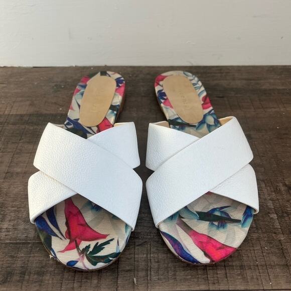 ANTHROPOLOGIE VICENZA CROSS BAND SLIDE SANDALS WHITE LEATHER SIZE 8 - Picture 4 of 10